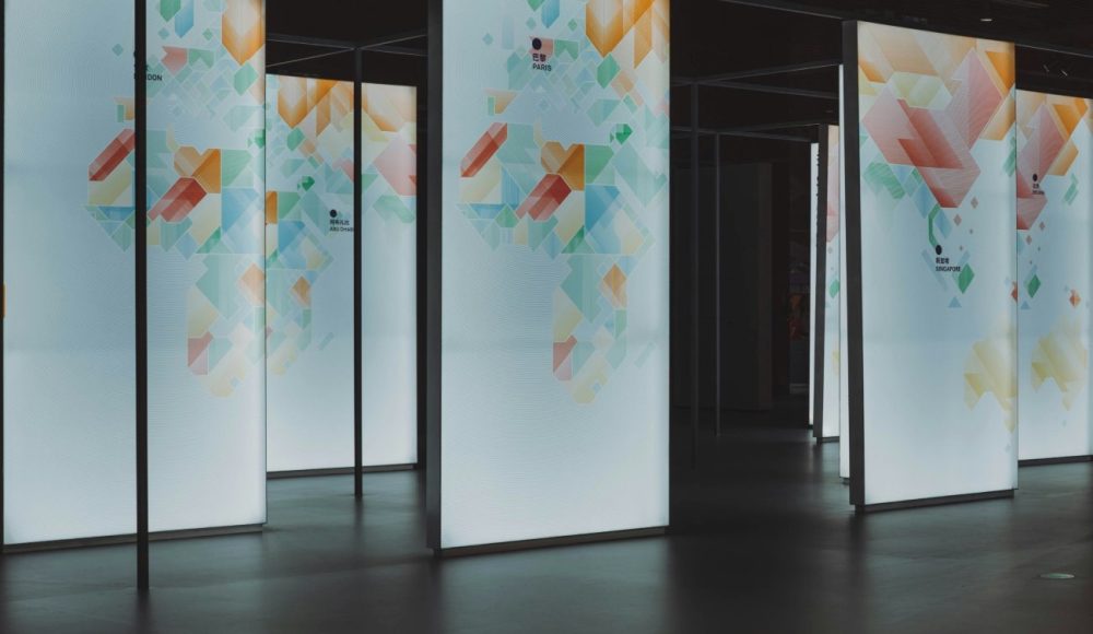 WiFi Control Poster Displays Are Ideal for Events